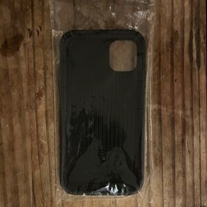 OtterBox Midnight Black iPhone 11 Symmetry Case